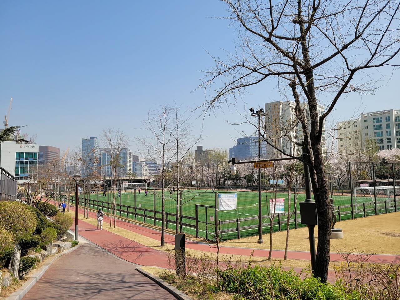 据统计上遥 据统计上遥